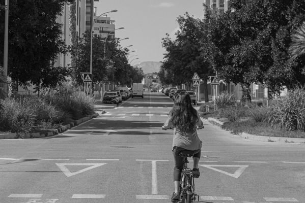 Consejos para conducir tu bici eléctrica de forma segura 